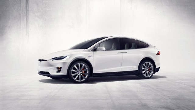 ‘’NewCarReleaseDates.Com’’ Coming soon 2017 cars ‘’2017 Tesla Model X ‘’ Release Dates And Reviews of New Cars in 2017