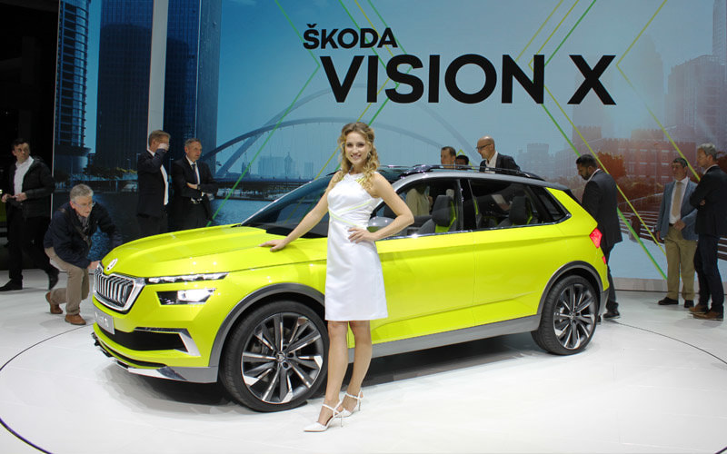 Geneva 2018: the Skoda Vision X raises the hybrid SUV to its highest exponent
