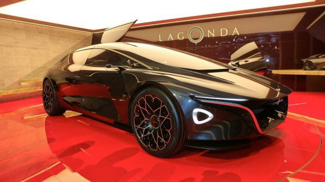 2019 Aston Martin unveiled the new Lagonda Vision Concept an all-electric sedan #2019AstonMartin
