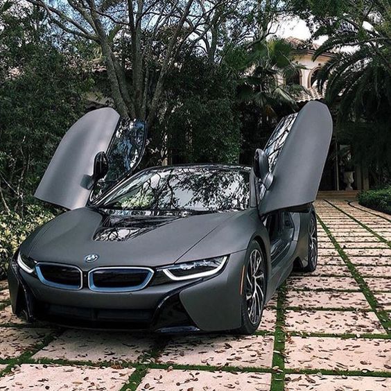 “I have trouble with names and faces, but I never forget a car.” - 2019 BMW i8