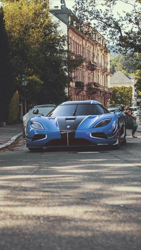 Beauty is not in the car; beauty is in the paint job - Koenigsegg Agera RS