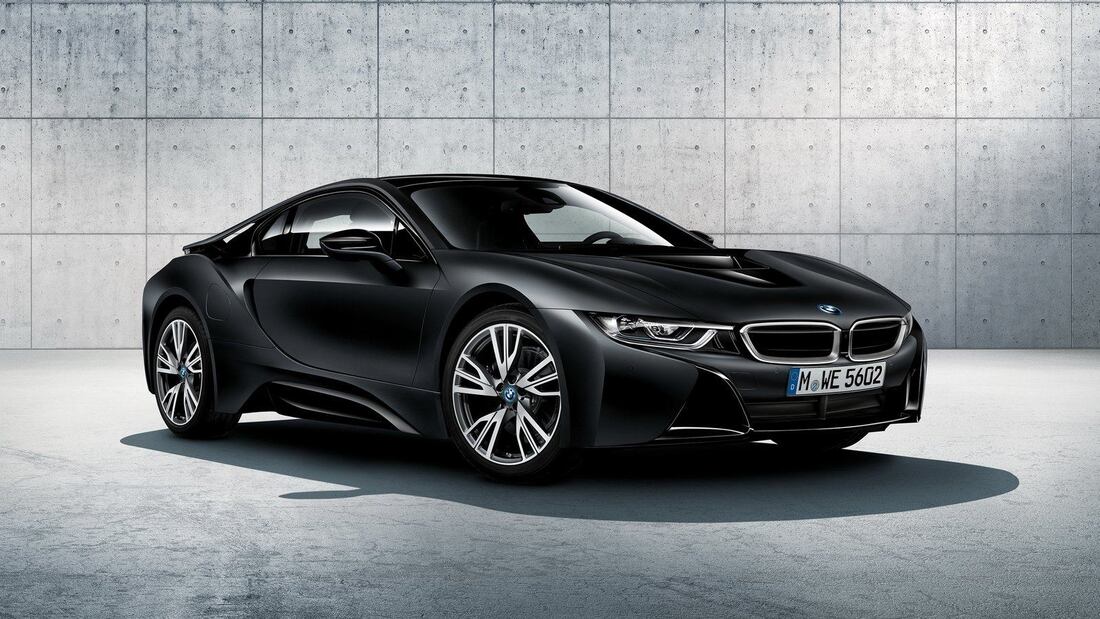 Accelerating the Future - BMW i8 Protonic Frozen Black Edition