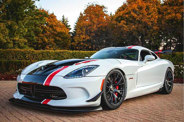 ‘’NewCarReleaseDates.Com’’ Coming soon 2017 cars ‘’2017 Dodge Viper ‘’ Release Dates And Reviews of New Cars in 2017
