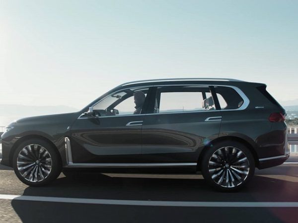 BMW SERIES X7 2018: PRICE, Review AND PHOTOS