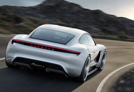Porsche discovers the name of its first pure electric car will be called Taycan and it will have a power superior to 600 horsepower.
