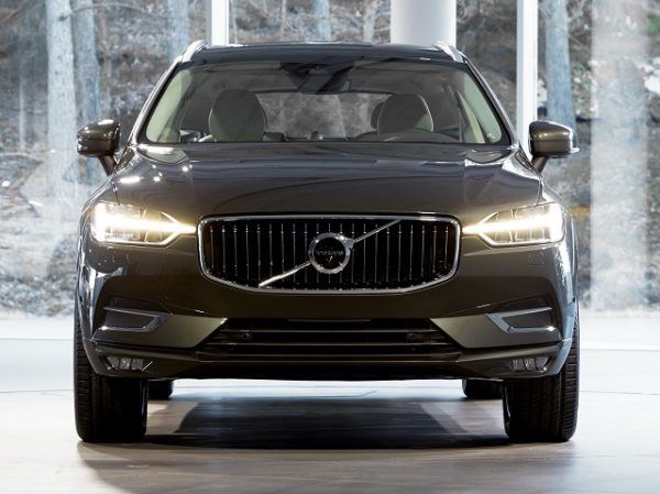 VOLVO XC60 2018: PRICES, Review AND PHOTOS